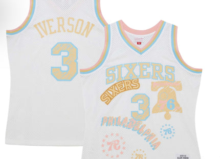 Allen Iverson Philadelphia 76ers Mitchell & Ness 2002/03 Swingman Sidewalk Sketch Jersey - White