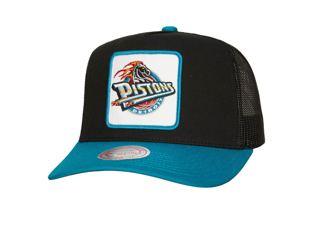 Truck It Trucker Snapback HWC Detroit Pistons