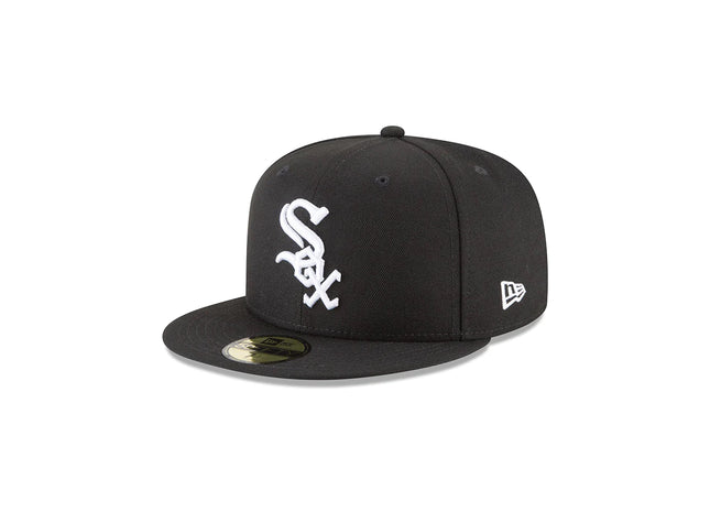 New Era Chicago White Sox Black on White 59Fifty Fitted Hat