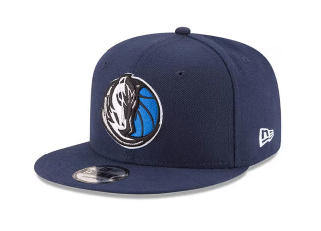 NEW ERA DALLAS MAVERICKS NAVY BLUE 2020 9FIFTY MENS SNAPBACK HAT