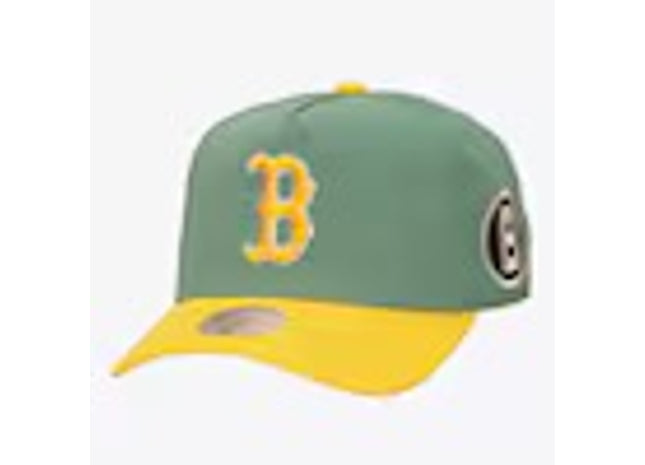 Boston Red Sox Green/Gold City Connect Pro Pinch Snapback Hat