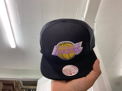 Men Los Angeles lakers top stop snap
