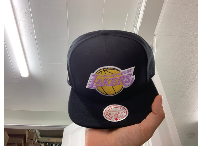 Men Los Angeles lakers top stop snap
