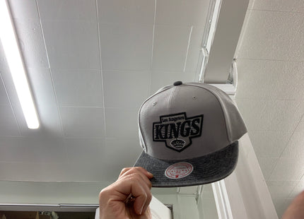 Men Los Angeles kings denim snap