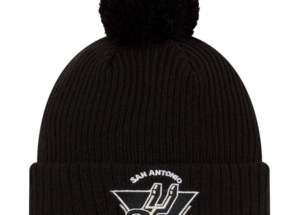 Knit San Antonio Spurs New Era 2021 NBA Tip-Off Team Color Pom Cuffed Knit Hat - Black