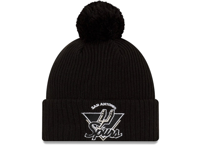 Knit San Antonio Spurs New Era 2021 NBA Tip-Off Team Color Pom Cuffed Knit Hat - Black