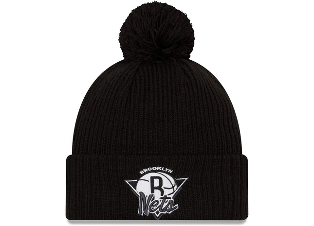Knit Brooklyn Nets New Era 2021 NBA Tip-Off Team Color Pom Cuffed Knit Hat - Black
