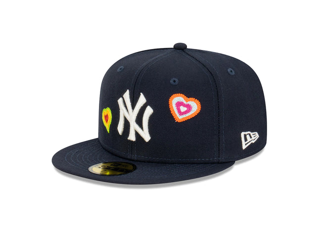 Men new York Yankees 59fifty chain stitch heart