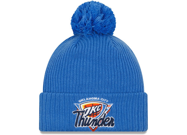 Knit Oklahoma City Thunder New Era 2021 NBA Tip-Off Team Color Pom Cuffed Knit Hat - Blue