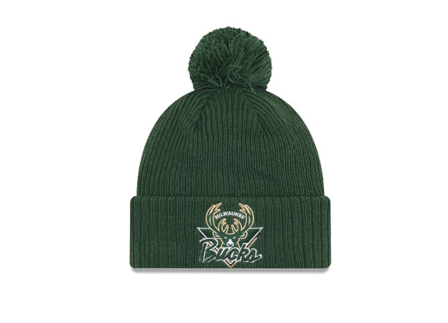 Knit MILWAUKEE BUCKS TIP OFF POM KNIT