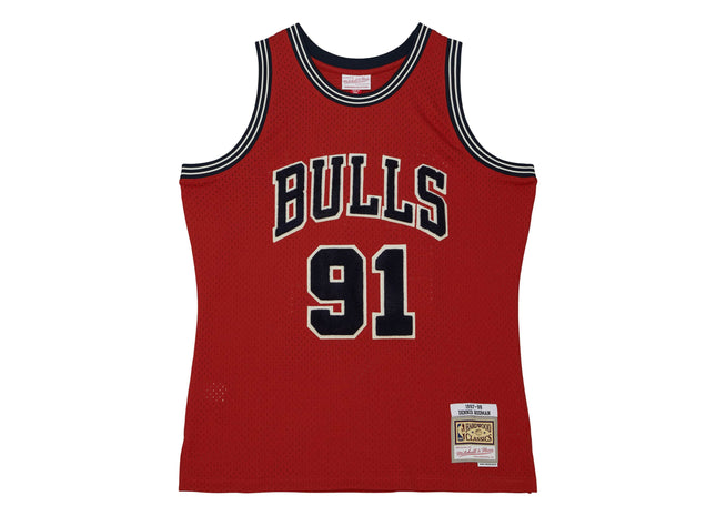 Off Court Chenille Swingman Dennis Rodman Chicago Bulls 1997-98 Jersey
